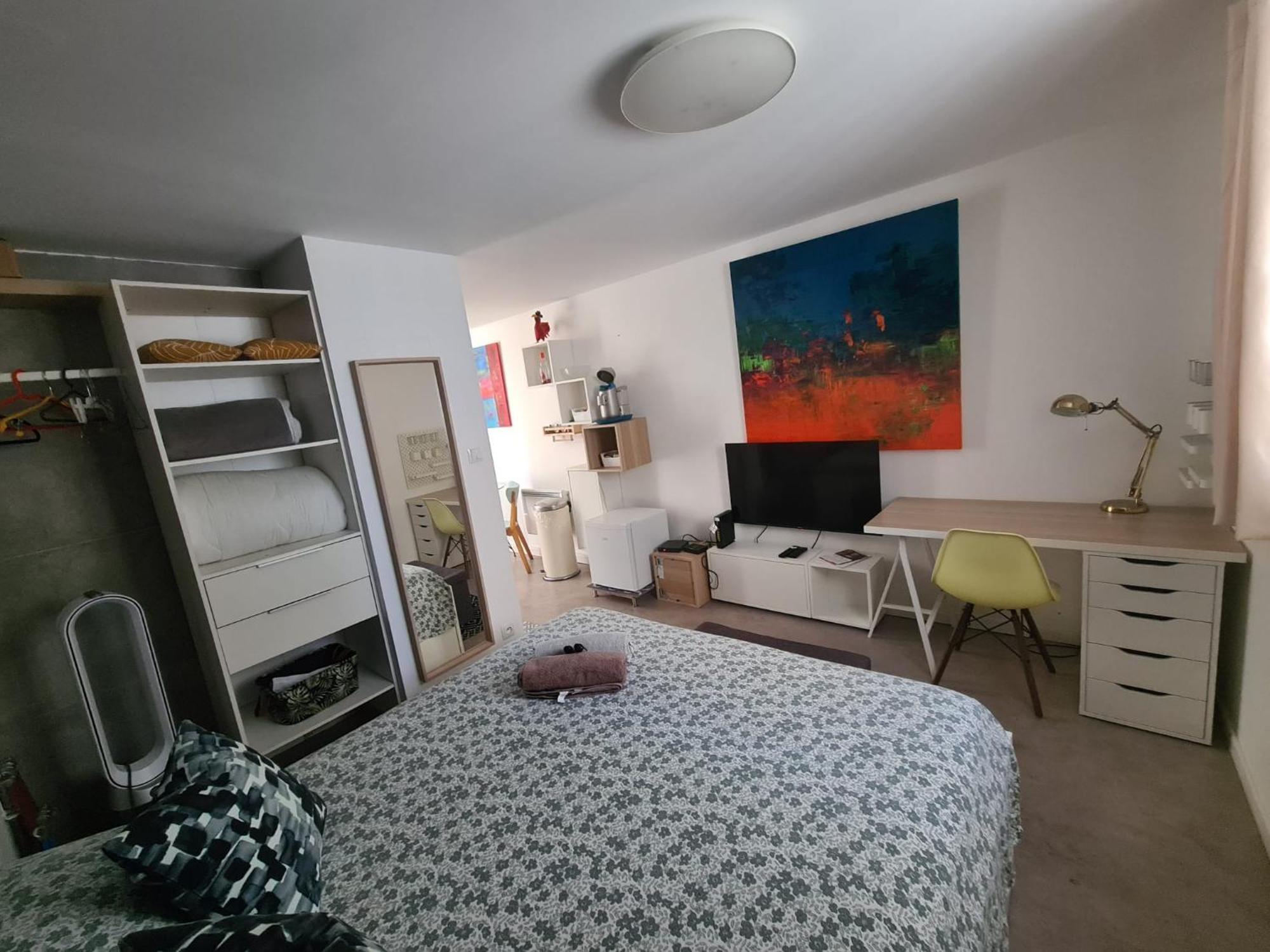 Beau Studio Equipe - Calme Et Confortable Bourg-en-Bresse Zewnętrze zdjęcie